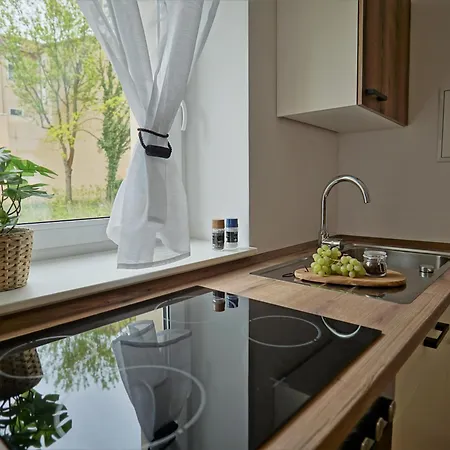 Hogulu - 3 - Raum - App 26 Mit Balkon In Der Naehe Der Jahrtausendbruecke Brandenburg (Brandenburg an der Havel)