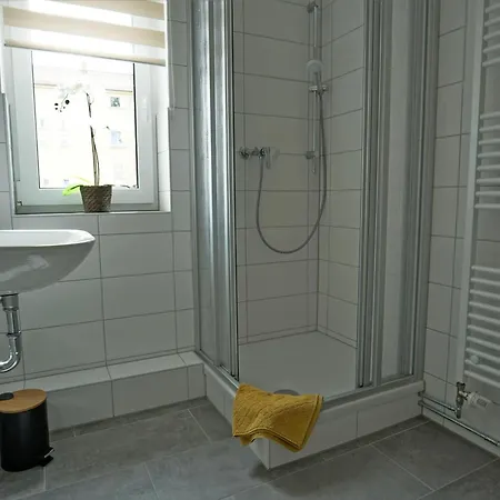 Apartament Hogulu - 3 - Raum - App 26 Mit Balkon In Der Naehe Der Jahrtausendbruecke Brandenburg (Brandenburg an der Havel)